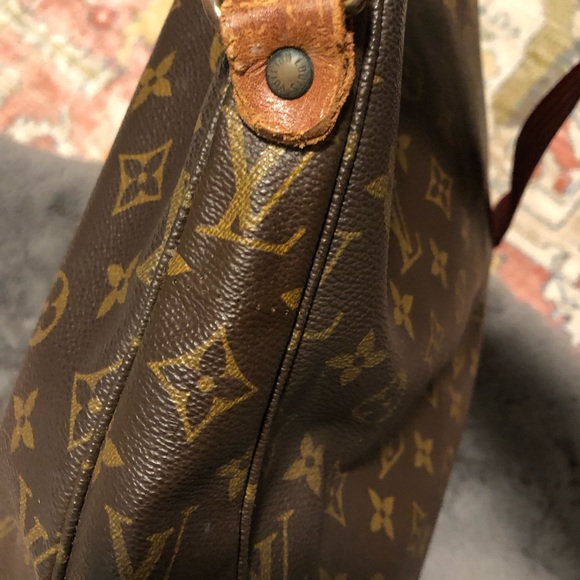 Louis Vuitton Monogram Sac Balade - Picture 7 of 9